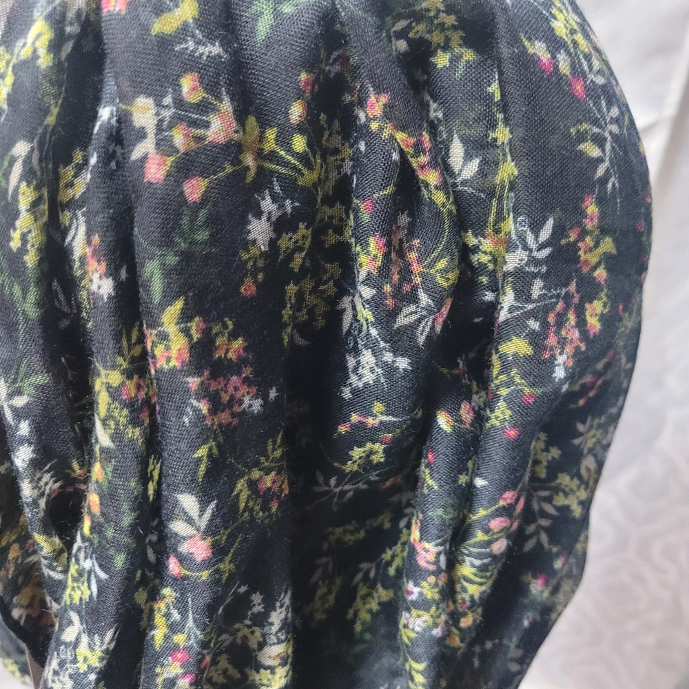 Infinity Scarf - Picture 5 of 5